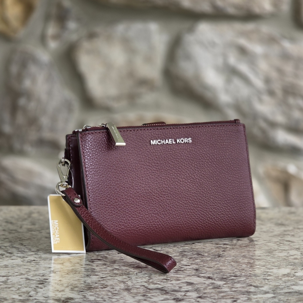 Michael Kors Jet Set Double Zip Wristlet
